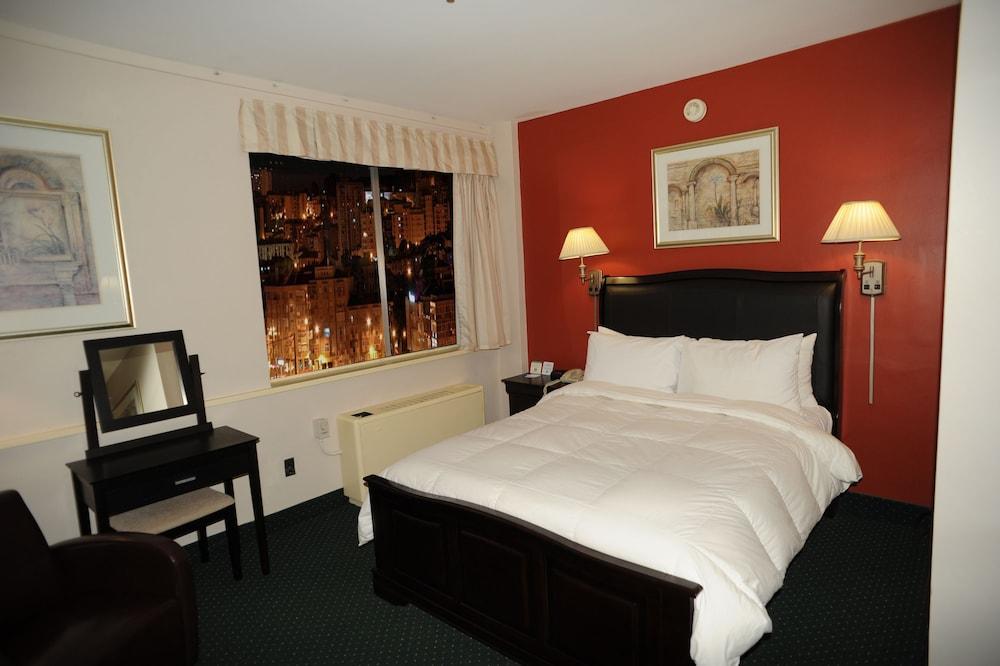The Marlborough Hotel Winnipeg Exterior photo